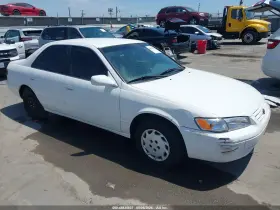 1999 Toyota Camry