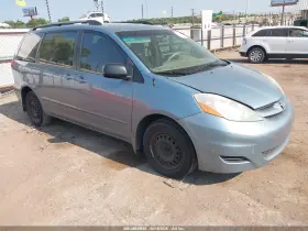 2009 Toyota Sienna