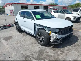 2024 Volvo XC40