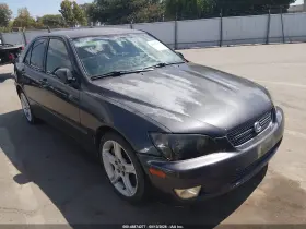 2003 Lexus IS
