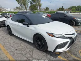 2022 Toyota Camry Hybrid