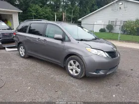2011 Toyota Sienna