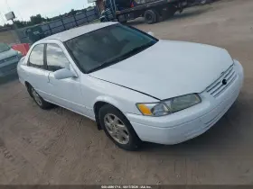 1999 Toyota Camry