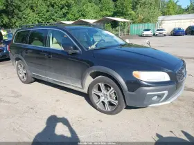 2015 Volvo XC70