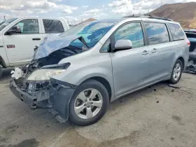 2014 Toyota Sienna