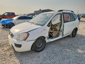 2009 Kia Rondo