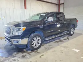 2017 Nissan Titan
