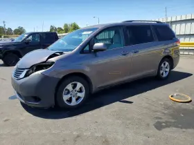 2012 Toyota Sienna