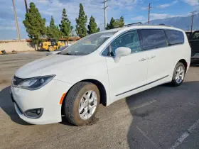 2018 Chrysler Pacifica