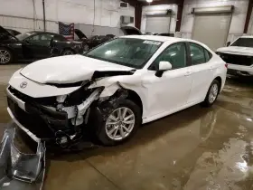 2025 Toyota Camry Hybrid