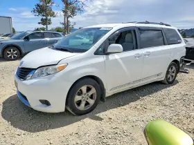 2012 Toyota Sienna
