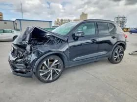 2020 Volvo XC40