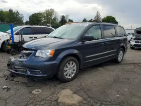2014 Chrysler Town & Country