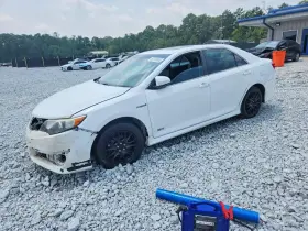 2014 Toyota Camry Hybrid