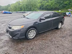 2014 Toyota Camry Hybrid