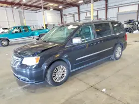 2015 Chrysler Town & Country