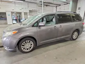 2016 Toyota Sienna