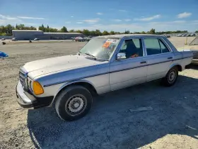 1982 Mercedes-Benz 300 Series