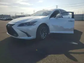 2025 Lexus ES
