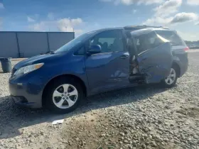 2014 Toyota Sienna