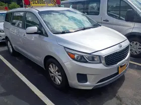 2017 Kia Sedona