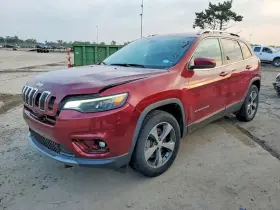 2019 Chrysler Cherokee