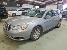 2013 Chrysler 200