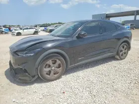 2022 Ford Mustang Mach-E