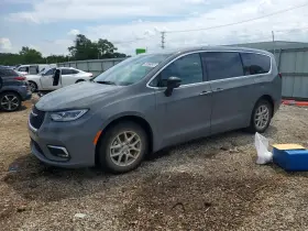 2025 Chrysler Pacifica