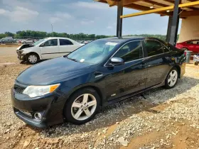 2014 Toyota Camry Hybrid
