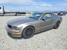 2005 Ford Mustang