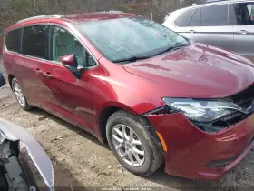 2021 Chrysler Voyager