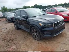 2022 Volvo XC40