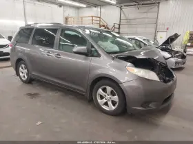 2011 Toyota Sienna