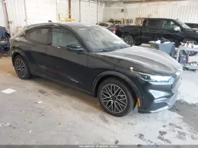 2024 Ford Mustang Mach-E
