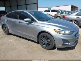 2020 Ford Fusion