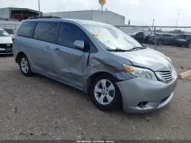 2016 Toyota Sienna