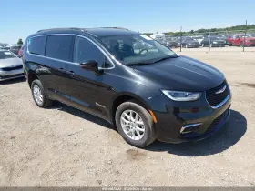 2022 Chrysler Pacifica
