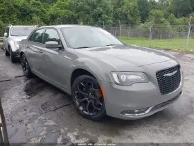 2019 Chrysler 300