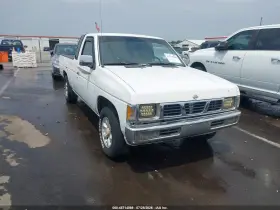 1997 Nissan 4x2 Truck