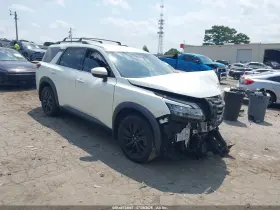 2022 Nissan Pathfinder