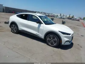 2024 Ford Mustang Mach-E