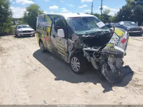 2017 Nissan NV 200