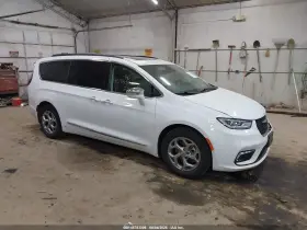 2022 Chrysler Pacifica