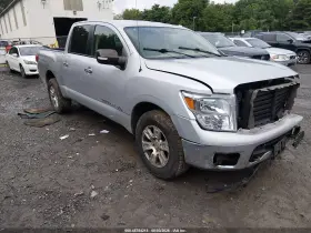 2018 Nissan Titan