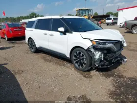 2022 Kia Carnival Mpv