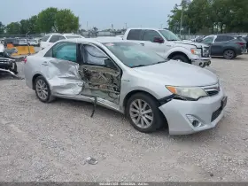2013 Toyota Camry Hybrid