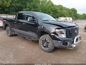2017 Nissan Titan
