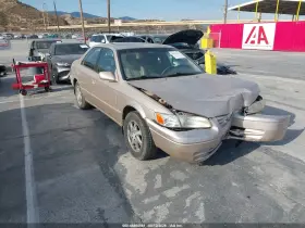 1999 Toyota Camry