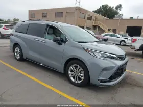 2023 Toyota Sienna Hybrid
